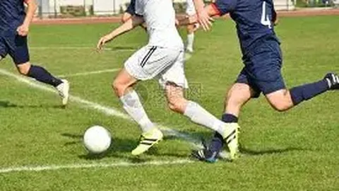 国际米兰力克维罗纳，登顶意甲积分榜